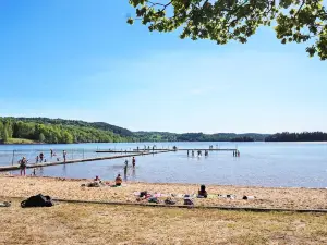 Tranquil Lake View Cottage-By Traum