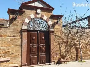 Arhodico Simou Mansion