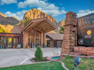 클리프로즈 스프링데일 큐리오 컬렉션 바이 힐튼