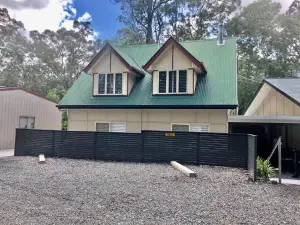 Woodford Gardens