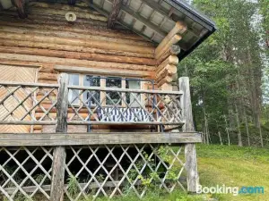 Lakeside Wilderness Cabin