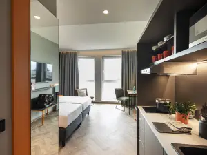 LOGINN Hotel Köln Airport