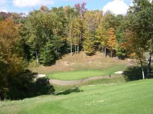 2BR/BA Silver Creek, Ski-in/out, No Cleaning Fees, Indoor/Outdoor Pool & Hot Tub