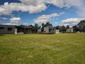 Pomonal Estate Villas