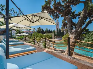 Beach Bay Hvar Hotel