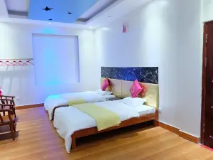 Khách Sạn Tuấn Tú