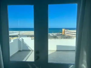 Arecibo Hotel 4301