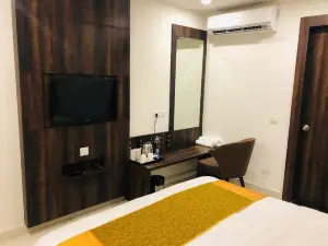 Hotel Royal Palace (Hapur)