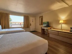 Astoria Crest Motel