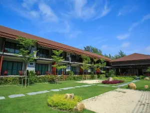 The Breeze Lipe Resort