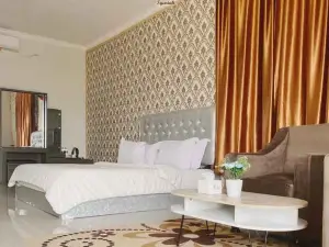 Solok Premier Hotel