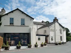 The Hare and Hounds, Levens