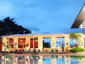 HARRIS Hotel Sentul City - Bogor