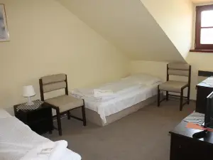 Hotel Zlatý Kříž