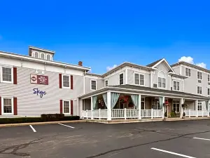 Best Western Plus Lawnfield Inn  Suites