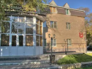 Zvezdnij Zamok Hotel