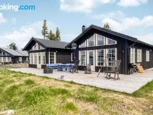 Awesome Home in Tisleidalen with Wifi and 4 Bedrooms