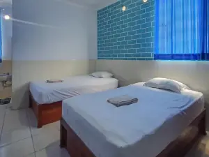Reddoorz @ Homestay Gayatri