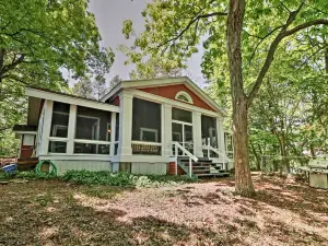 Island Cottage on Evans Lake - Bring Your Boat!