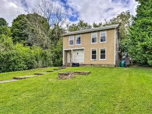 Lovely Blacksburg Hideaway < 1 Mi to Virginia Tech