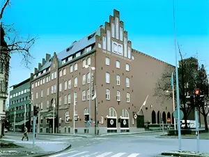 斯堪迪克富力姆拉爾飯店