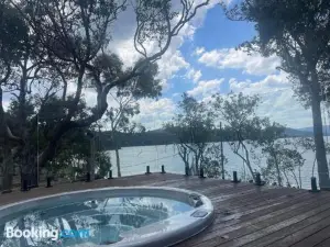 Glasshouse on the Lake