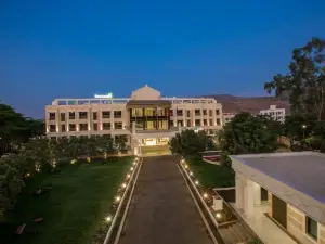 Hotel Three Leaves