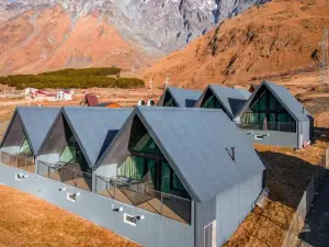 Kazbegi View Cottages