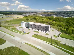 Echo Suites Extended Stay by Wyndham Dallas Plano/Frisco