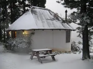 The Edge Mountain Retreat