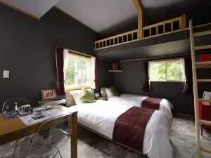DogrunCafe & Resorts Jennie West-Karuizawa