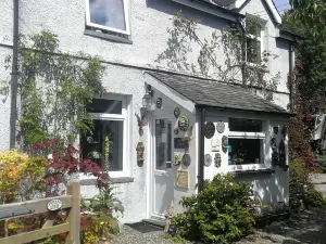Yr  Hen Farcdy Bed & Breakfast