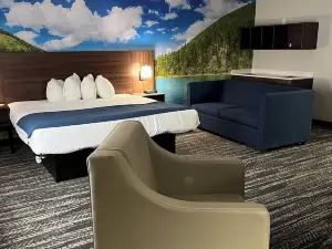 Clarion Pointe-Dillard Near Blue Ridge Mountains