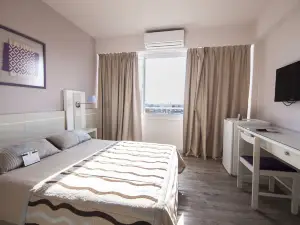 Continental Posadas Hotel