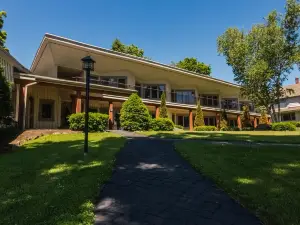 Winwood Condominiums by Windham Mountain Club