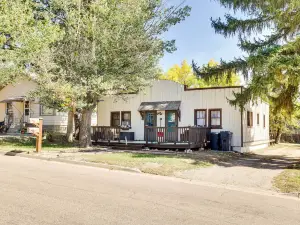 Private Deck and Yard Pet-Friendly Craig Townhome!