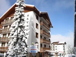 Nevada Aparthotel