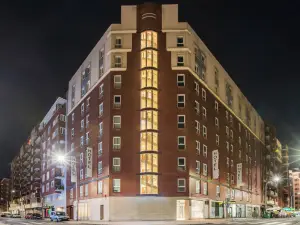 โรงแรม ดอร์มา เลออน