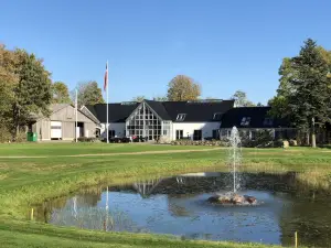 Tollundgaard Golf Park & Apartments