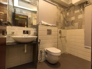 OYO 71274 Hotel Ganraj Inn
