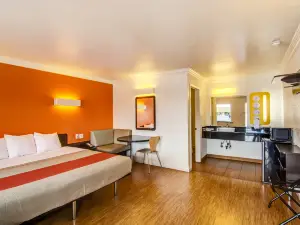 Motel 6 Manteca, CA