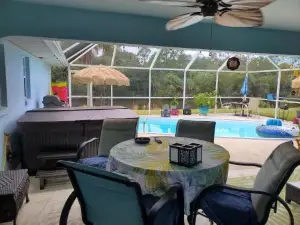 Steve and Cori's Tropical King Suite 2