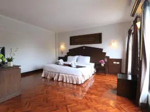 Baiyoke Chalet Hotel