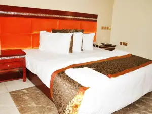 Midas Hotel