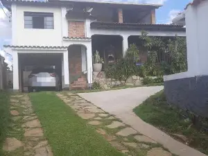 Casa para Aluguel de Temporada - Carrancas MG
