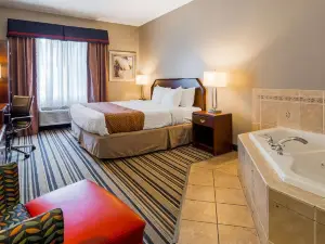 Comfort Inn & Suites Harrisburg-Hershey North