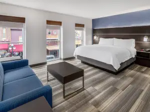 Holiday Inn Express & Suites Deadwood-Gold Dust Casino