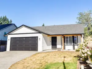 Vancouver Vacation Rental ~ 8 Mi to Columbia River