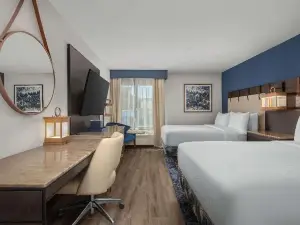 816 Hotel Westport Country Club Plaza, and Ascend Hotel Collection Member