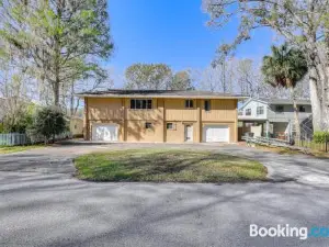 The Otter House on Suwannee River Near Cedar Key